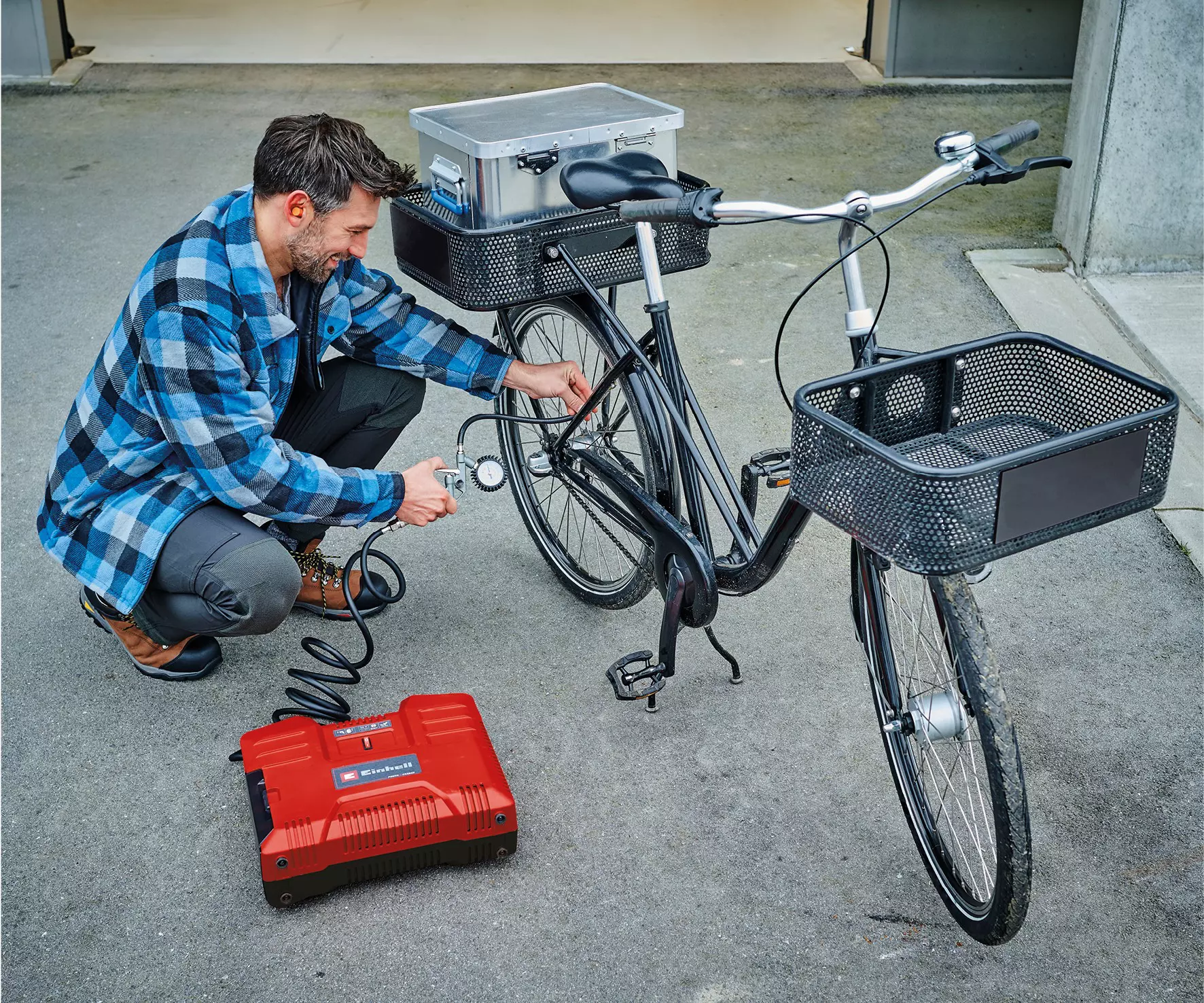Einhell%20TE-AC%2036/8%20Li%20OF%20Set-Solo%20Akülü%20Taşınabilir%20Kompresör%20