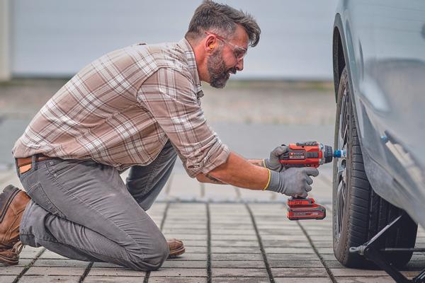 Einhell%20IMPAXXO%2018/450%20Akülü%20Kömürsüz%20Somun%20Sökme%20Makinesi